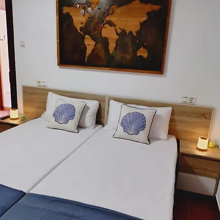 Casa Mario Y Mariola *