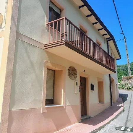 Casa Mario Y Mariola Vendégház *