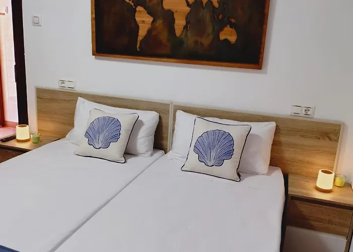 Casa Mario Y Mariola *