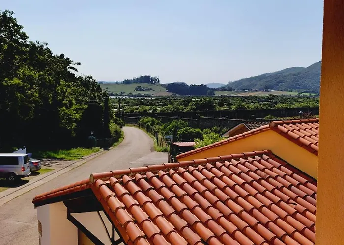 Casa Mario Y Mariola *