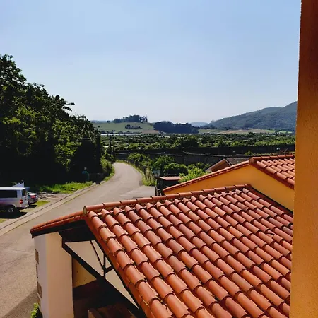 Casa Mario Y Mariola *